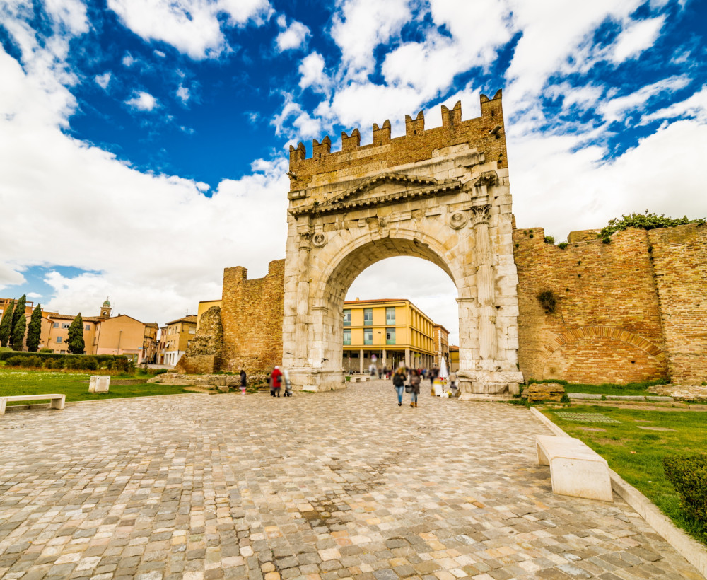 media.cosa-vedere-a-rimini-arco-augusto